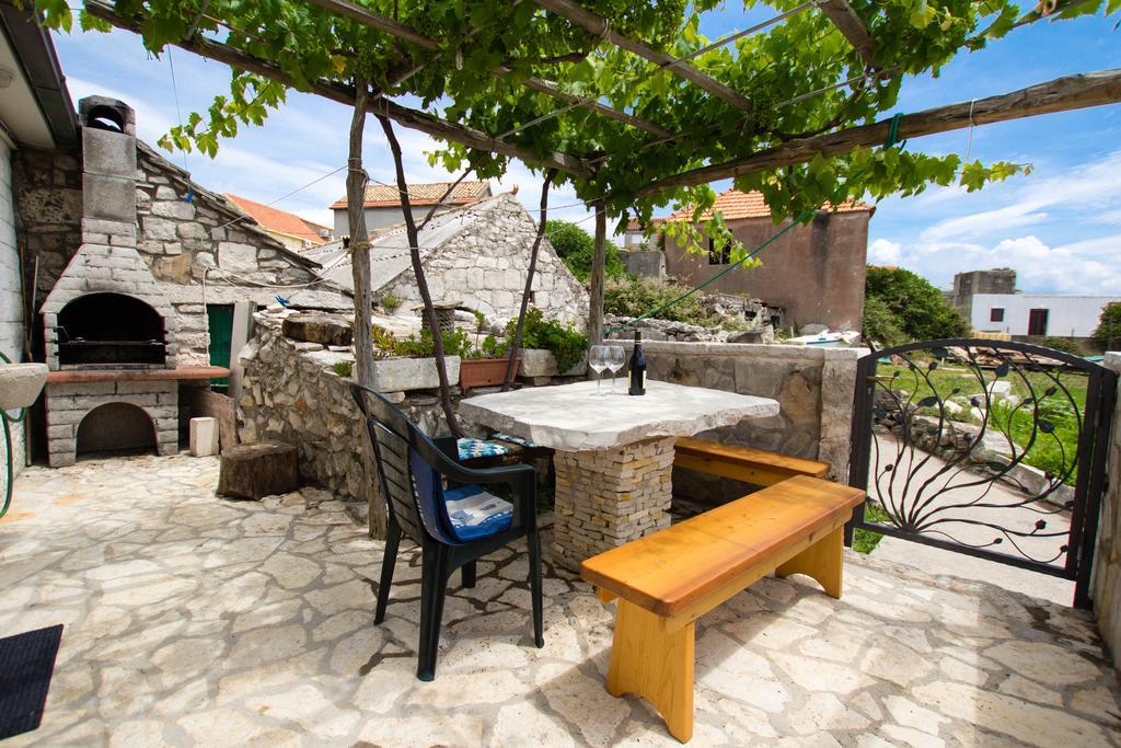 Apartment Bartul Sućuraj